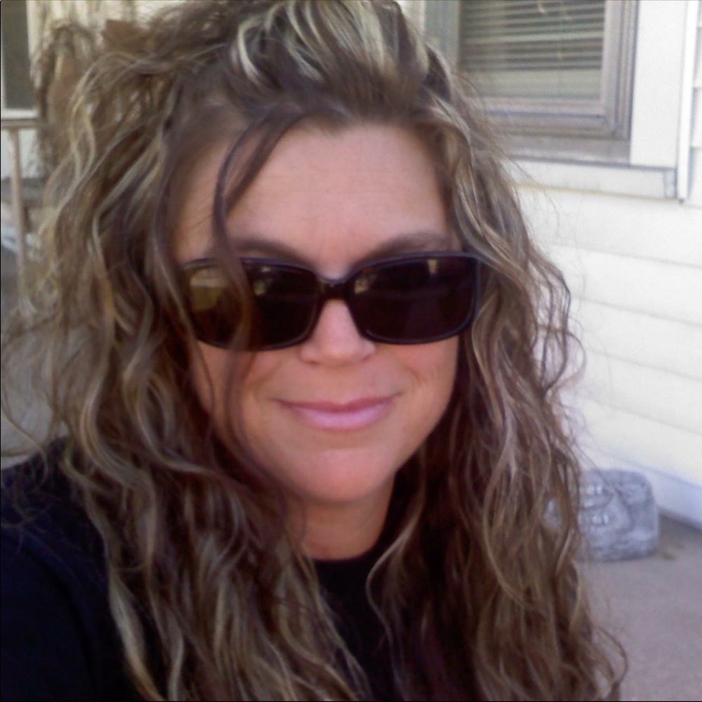 Meet your Posher, Kelly